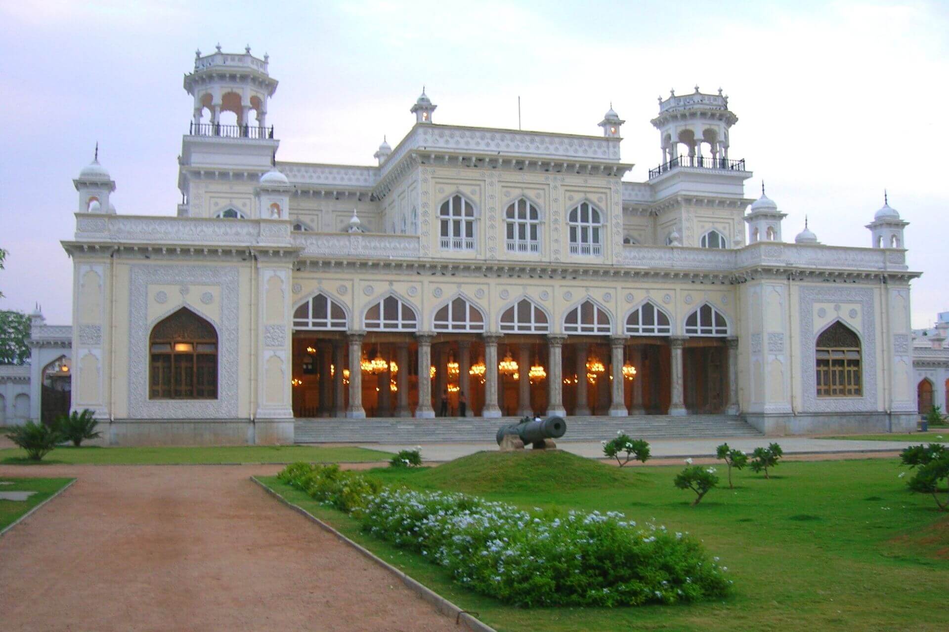 Chowmahalla Palace, Hyderabad, (Entry Fee, Timings, Entry Ticket Cost, Price)
