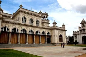 Purani Haveli Hyderabad: A Glimpse into Royal Grandeur and Rich Heritage